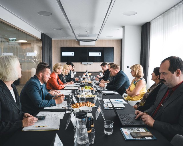 Jednání saské ministryně Reginy Kraushaar s náměstkem ministra životního prostředí Pavlem Jandou