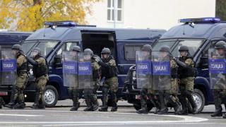 Handover of vehicles financed from a Czech donation to Macedonian Police 2