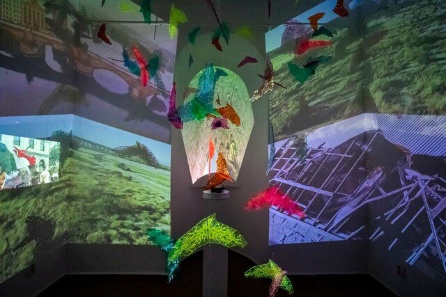 Ismael de Anda III & Eugene Ahn:  Hinges of the Western Hemisphere, Altán Klamovka, Praha, 2025, Curator: Lenka Sýkorová, Photo Credit: Martin Máslo