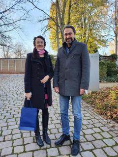 konzulka L. Konšelová, předseda podvýboru Miroslav Balatka