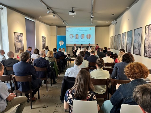 Konference