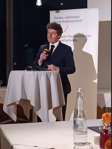 Velvyslanec Čistecký na Parlamentním večeru Fondu budoucnosti v Berlíně