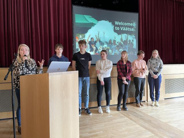 Ve druhé polovině dne přišla řada na studenty, kteří prezentovali své myšlenky.