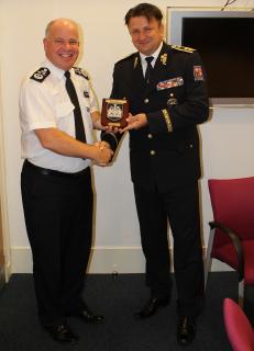 Maj. Gen. Tomas Tuhy with the Deputy Chief Commissioner of Scotland Yard, Craig Mackey