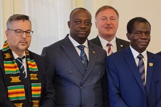 Deputy Minister Martin Tlapa met with the Ghanaian Deputy Minister Thomas Mbomba