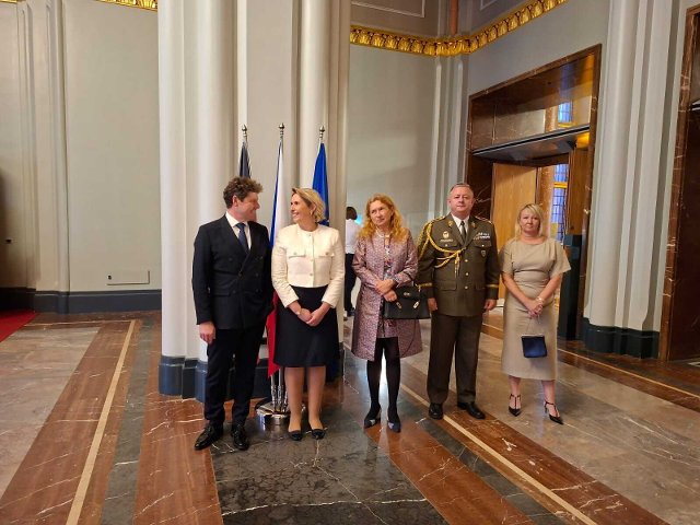 Oslava státního svátku na berlínské Červené radnici