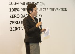 Embajadora Kateřina Lukešová 