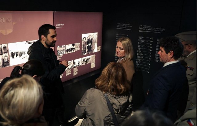 Ministerin Černochová in Plötzensee