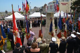 Cérémonie à Dieppe.