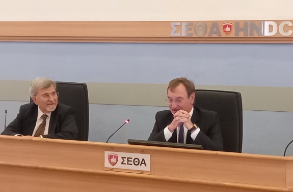 Από δεξιά: Πρέσβης της Τσεχίας στην Ελλάδα J. Karfík, Ι. Χριστοφίλης (πρέσβης ε.τ.)