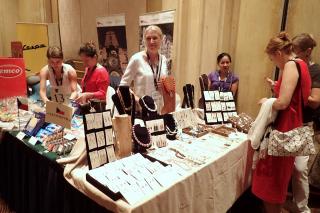  Elaborate handicraft and jewelery products were offered. 