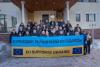 Еуроодақ елдерінің елшілері Астанадағы Украина елшілігінде түсірілген бірлескен суретте Украинаға қолдау білдірді.
