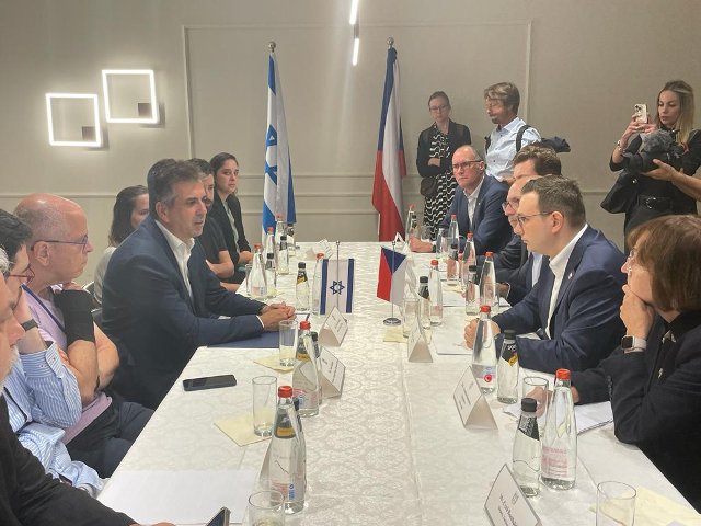 Ministr Lipavský krátce navštívil Izrael