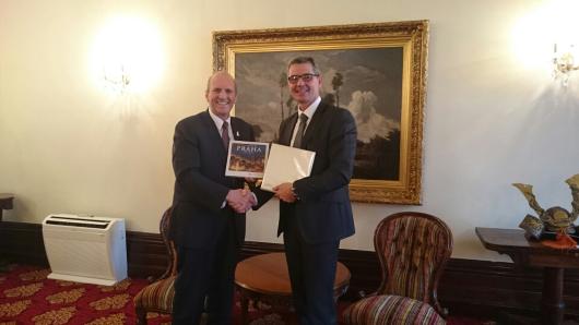 Ambassador Pohl with Mr Richard Warner