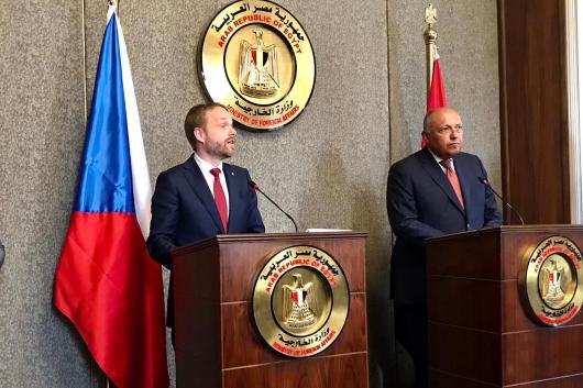Ministr Kulhánek navštívil Egypt, podpořil české podniky i vojáky