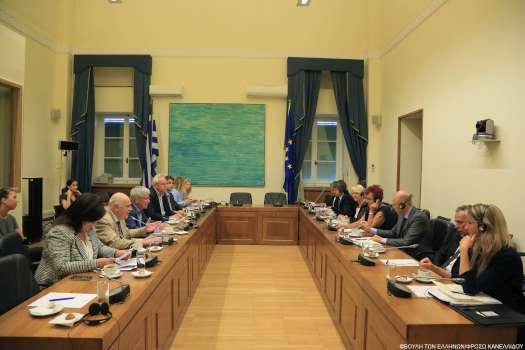 Jednání českých a řeckých poslanců v parlamentu