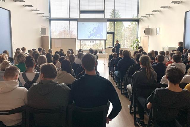 The lecture was attended by more than hundred students aged 14-16.