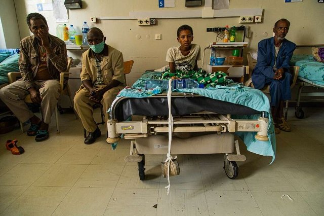child-at-hospital-in-tigray-ethiopia-2021-PICRYL