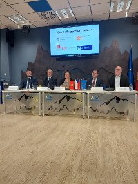 Kurz českého jazyka a literatury  - jaro 2025