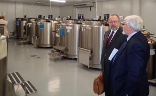 Doc. Jiří Krechl z agentury CzechInvest (vlevo) a Prof. Pavel Martásek z BIOCEV v Insitutu lékařské molekulární biologie University Kebangsaan Malaysia