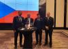 Koktejlu se zúčastnili též zástupci podnikatelské sféry / На приеме участвовали представители бизнес кругов