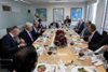 Pracovní oběd v AthenaLab / Almuerzo de trabajo en AthenaLab