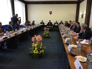 Ministr Petříček jednal s ministry zahraničí V4 a zástupci zemí Východního partnerství 