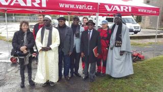 Senegalská delegace s představiteli firmy VARI