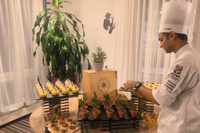 Mezinárodní gala prestižní Hotel&Tourism Management Institute Switzerland 