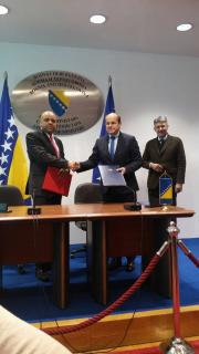 Ambasador Jakub Skalník sa ministrom Adilom Osmanovićem 