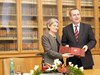    Réunion avec le Recteur de l’Université Charles Monsieur Tomáš Zima. 