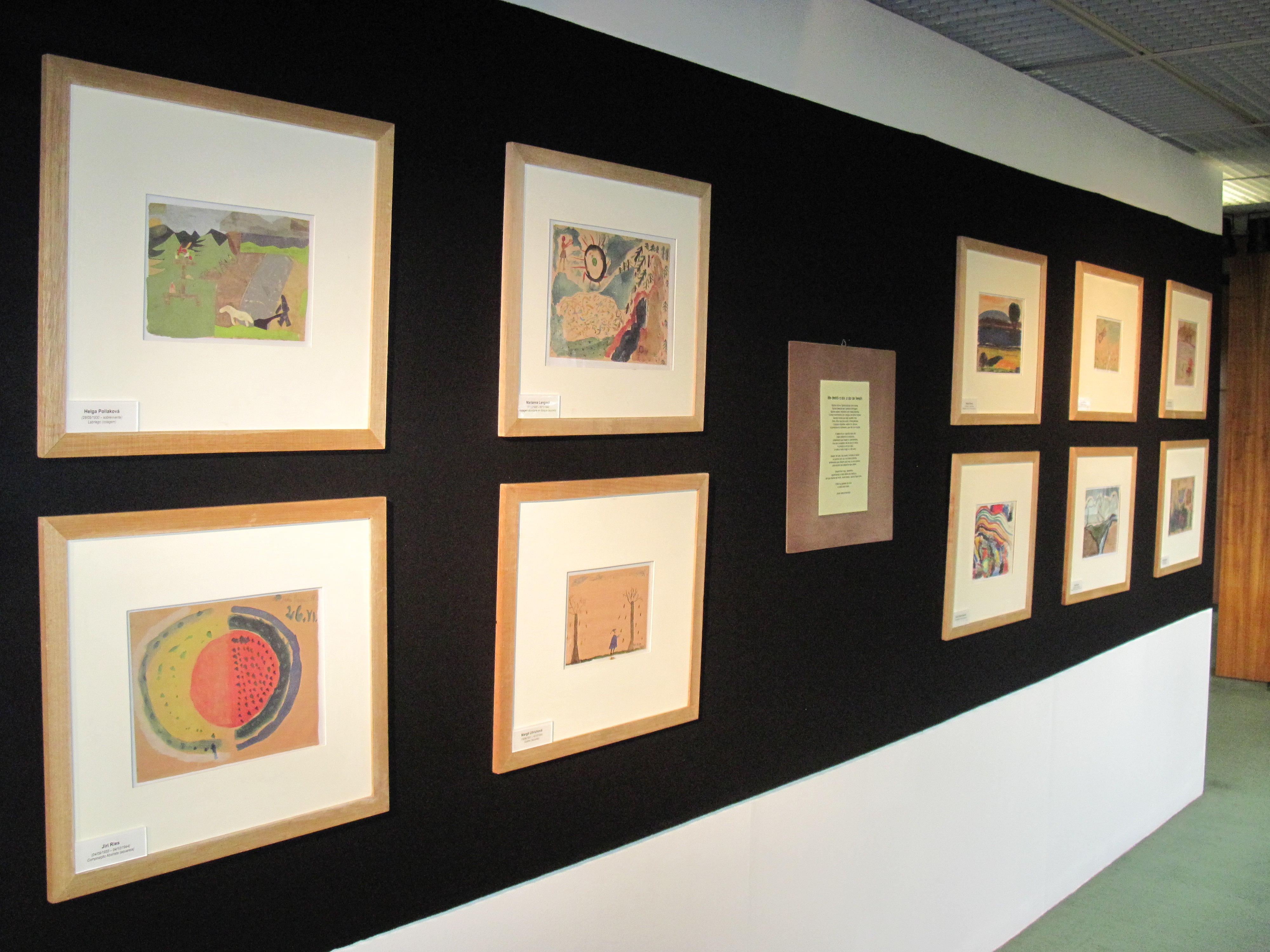 Exposição é composta por desenhos de crianças do campo Terezin