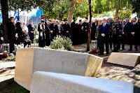 Hosté u athénského památníku obětí holokaustu