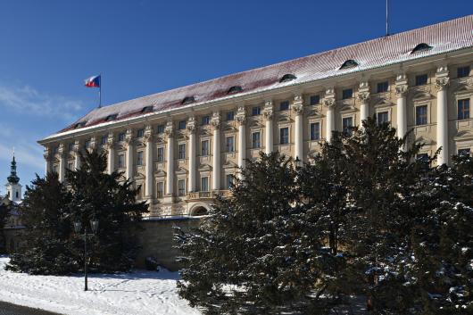 Černínský palác v zimě