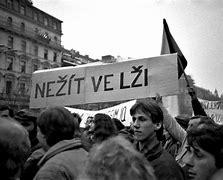 17. listopad 1989, datum, které opět přineslo naději