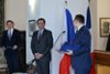 Ministr Jan Lipavský předal francouzskému velvyslanci Alexisi Dutertrovi medaili „Za zásluhy o diplomacii“