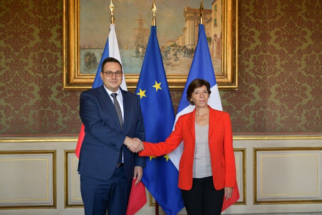 Šéf české diplomacie Jan Lipavský navštívil Francii