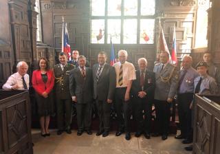 Participants of the memorial service in the chapel of the Cholmondeley Castle 