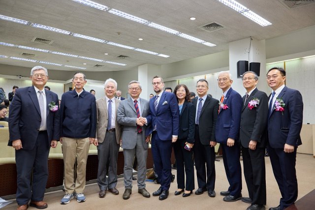 Czech Cooperation Highlighted at HSC Leadership Ceremony in Taichung