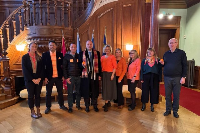 Zapojení ZÚ Bern do letošní kampaně OSN “Orange the World” proti násilí na ženách