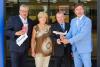 links Ing. Zdeněk Šmitmajer, Baufirma HOCHTIEF, Landeshauptfrau Ivana Stráská, Flughafen Direktor, Ing. Robert Kala, Leiter von Airline Marketing und Aviation Development & Aviation Development, Dieter Pammer