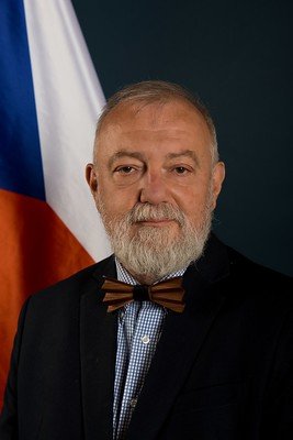 Hynek Kmoníček