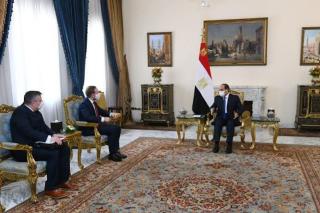 Ministr Kulhánek navštívil Egypt, podpořil české podniky i vojáky