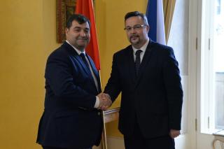 Náměstek Tlapa přijal tuniského ministra cestovního ruchu a řemesel René Trabelsiho