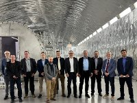 Švýcarsko investuje do ochrany před hrozbami a inspiraci hledá i v Česku