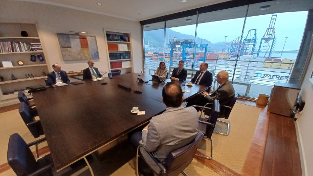 Reunión con los representantes del Puerto de Bilbao 