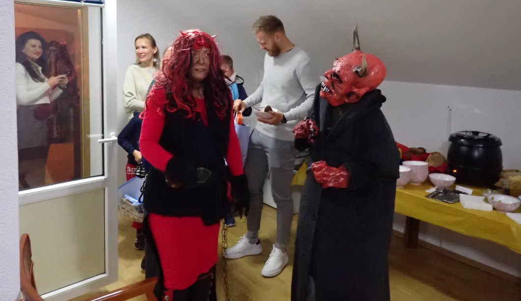 na_celou_sirku