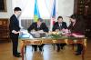 Ministr vnitra Radek John a náměstek ministra zahraničí Kazachstánu Rapil Zhoshybayev