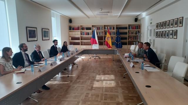 Reunión en el Ministerio de Asuntos Exteriores, Unión Europea y Cooperación 