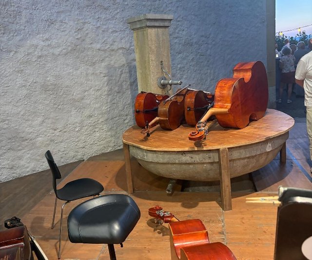 Die Prager Philharmonie trat im Schlosshof Murten auf